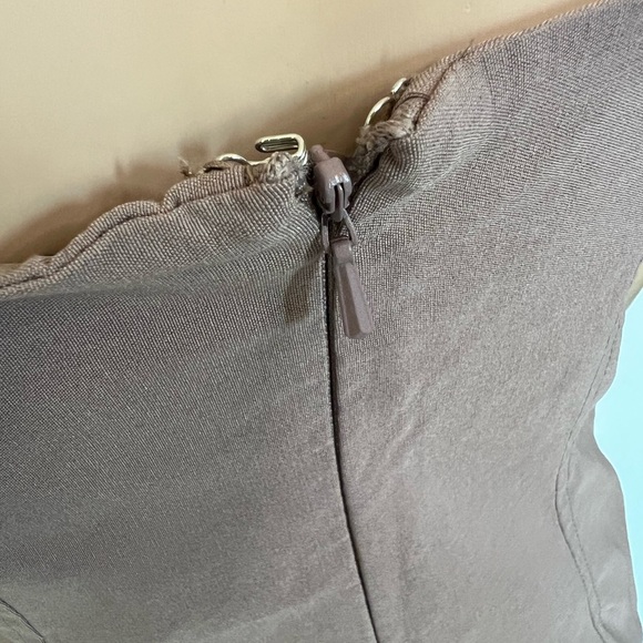 💕NWT ASOS Sleeveless Bodycon Dress - Picture 4 of 6